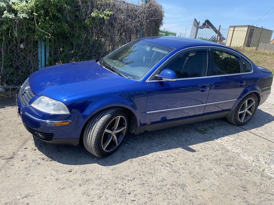 Volkswagen Passat Sedan, 2003