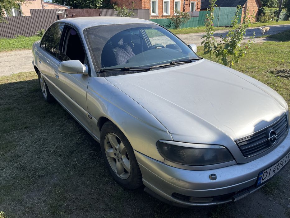 Opel Omega, 2002