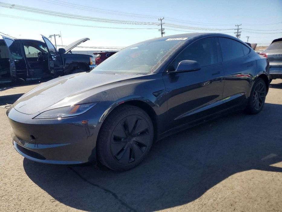 Tesla Model 3, 2025