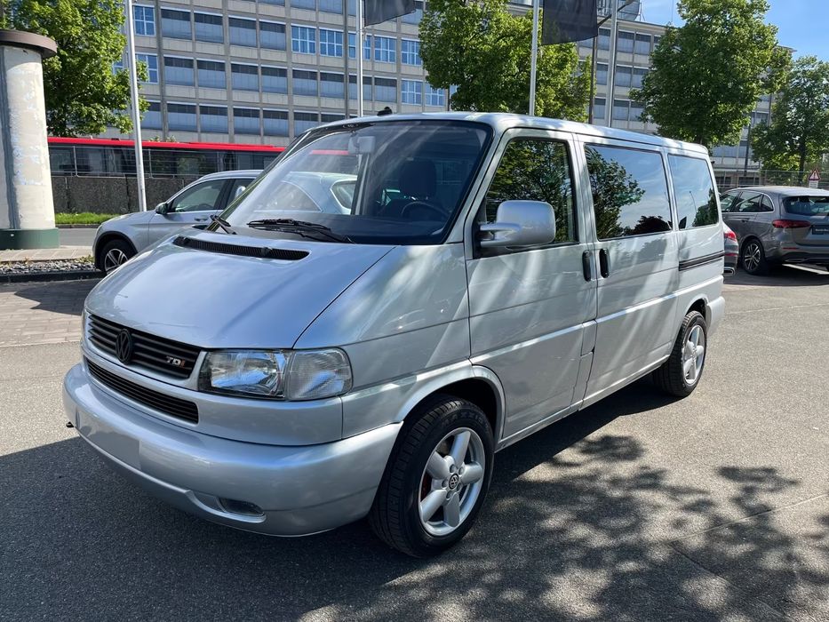 Volkswagen Caravelle, 2002