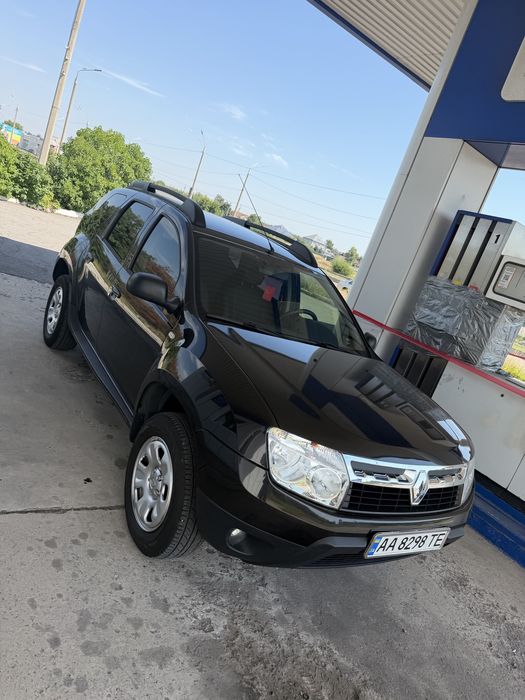 Renault Duster, 2012