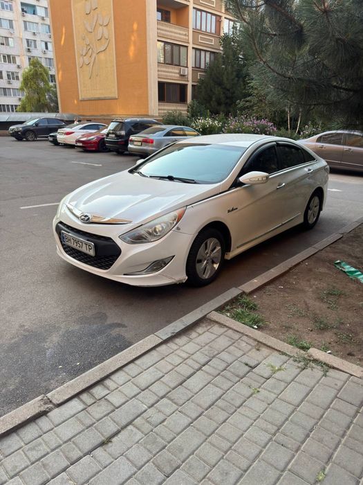 Hyundai Sonata, 2013