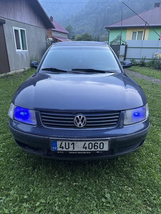 Volkswagen Passat Sedan, 1999