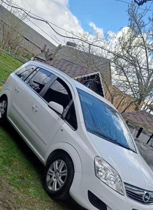 Opel Zafira, 2009