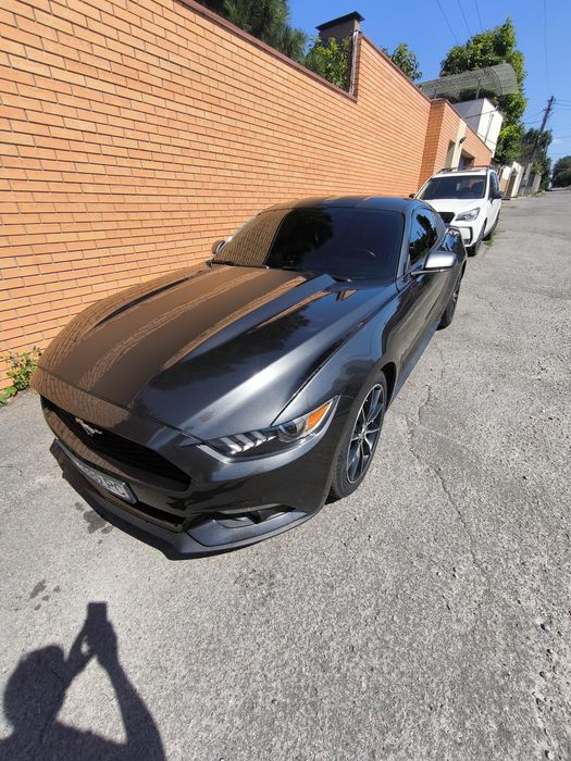 Ford Mustang, 2015
