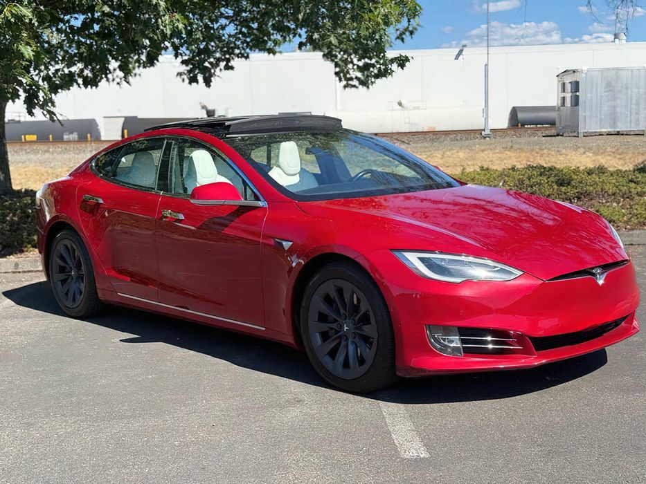 Tesla Model S, 2019
