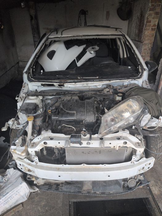 Toyota Yaris, 2012