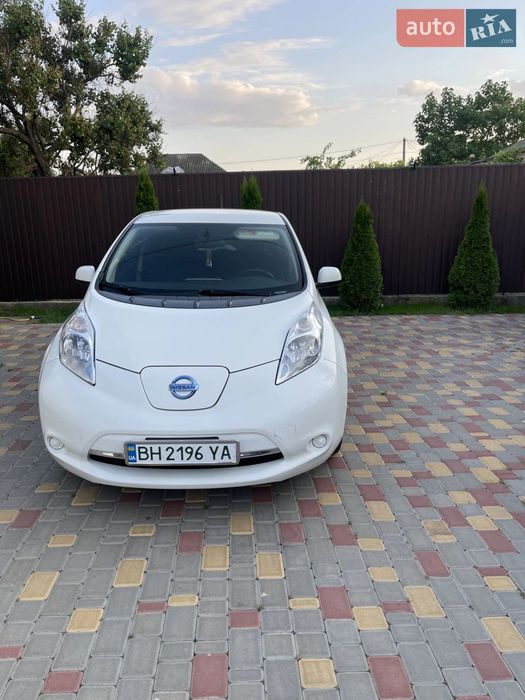 Nissan Leaf, 2015