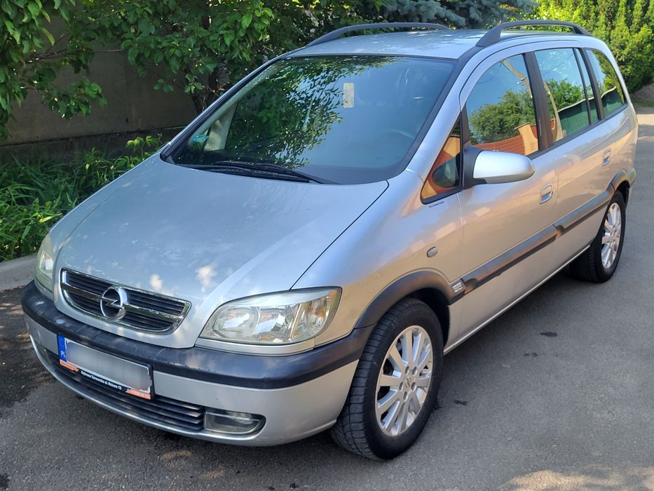 Opel Zafira, 2005