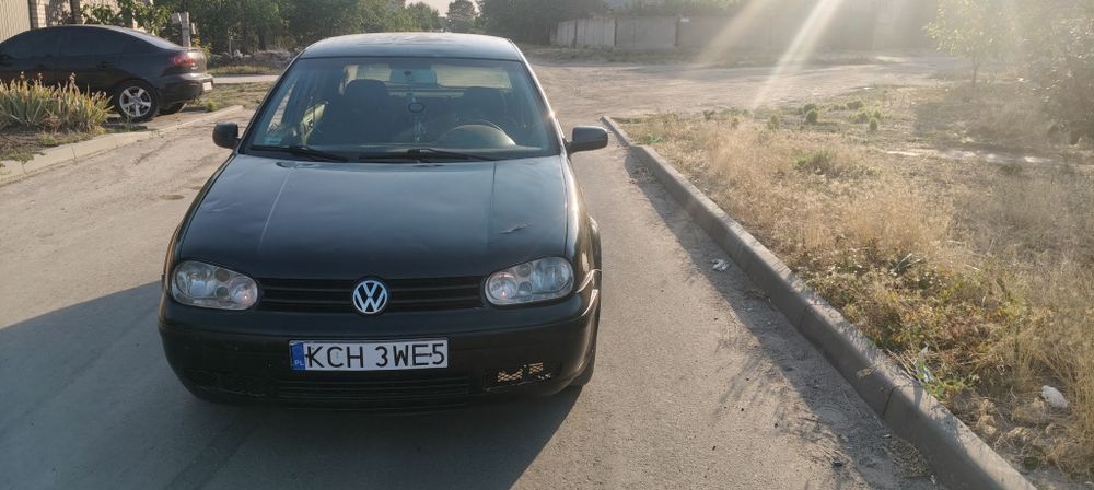 Volkswagen Golf, 1998
