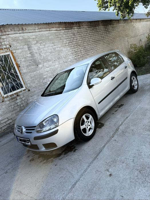 Volkswagen Golf, 2003