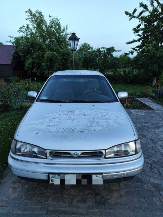 Hyundai Lantra, 1993