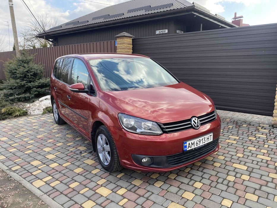 Volkswagen Touran, 2010