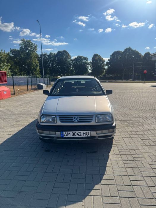 Volkswagen Vento, 1995