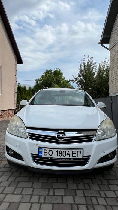 Opel Astra, 2009