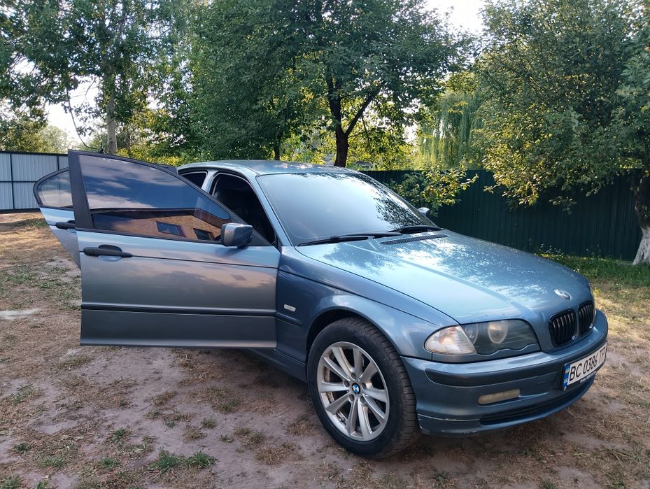 BMW 3 Series, 2000