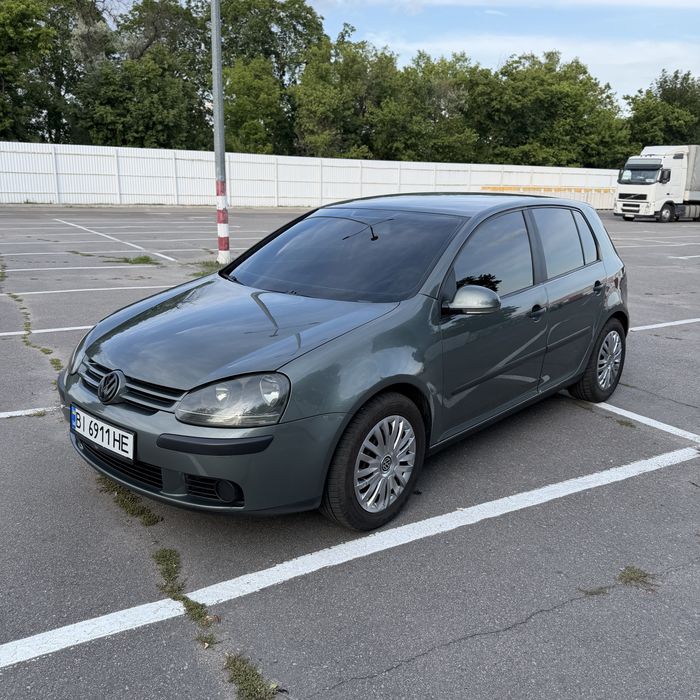 Volkswagen Golf, 2004