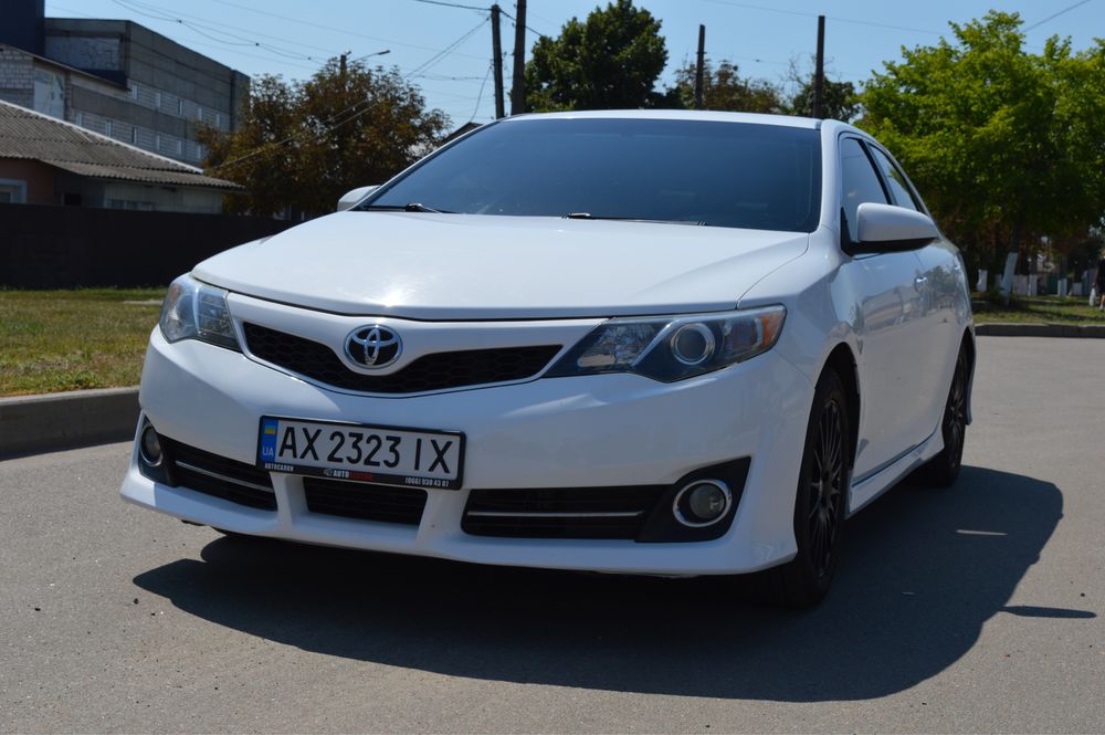 Toyota Camry, 2012