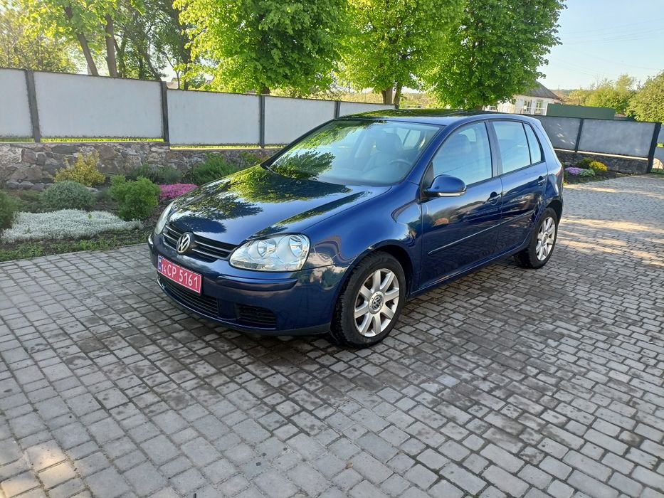 Volkswagen Golf, 2004
