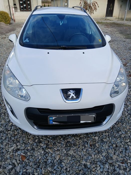 Peugeot 308, 2011
