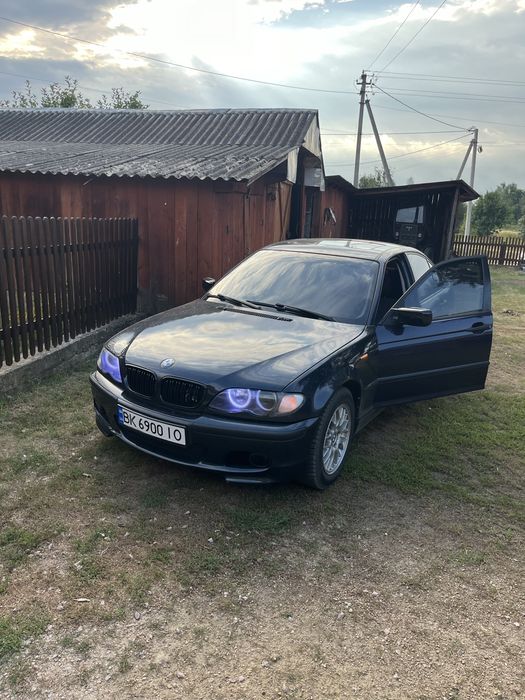 BMW 3 Series, 2004