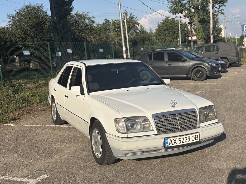 Mercedes-Benz W124, 1995