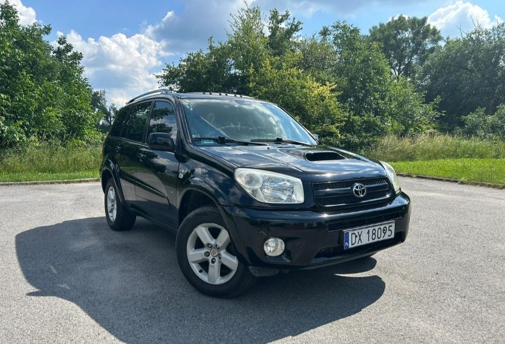 Toyota RAV4, 2004