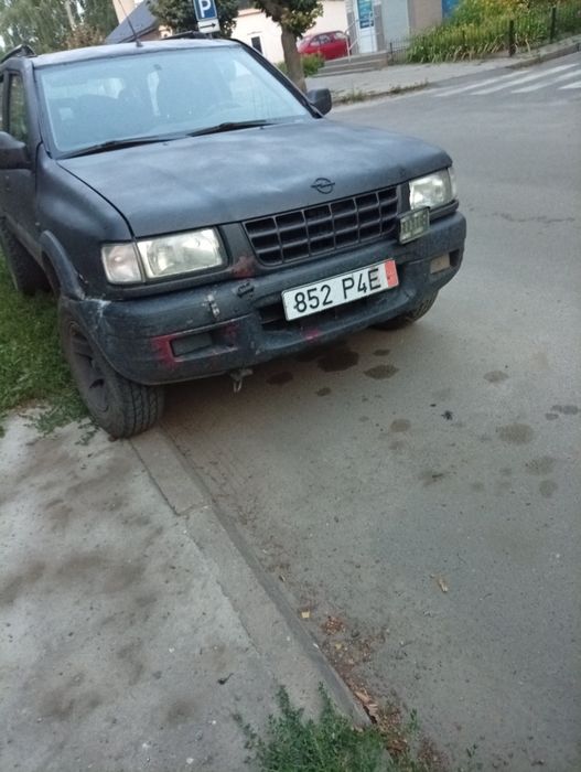 Opel Frontera, 2001