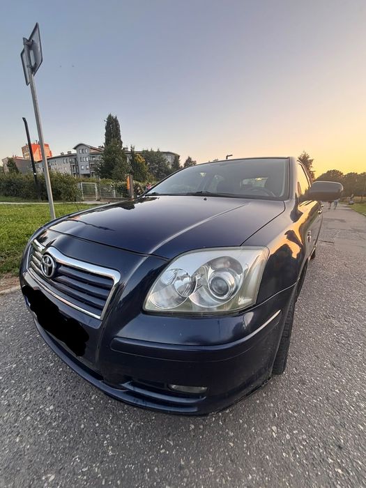 Toyota Avensis, 2003