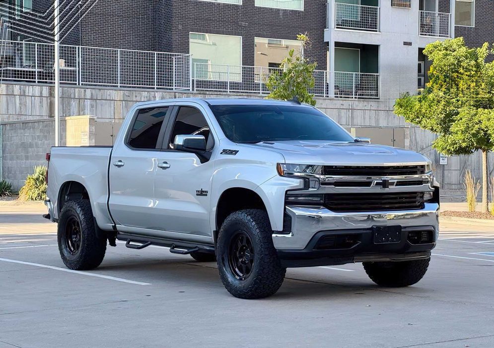 Chevrolet Silverado, 2021
