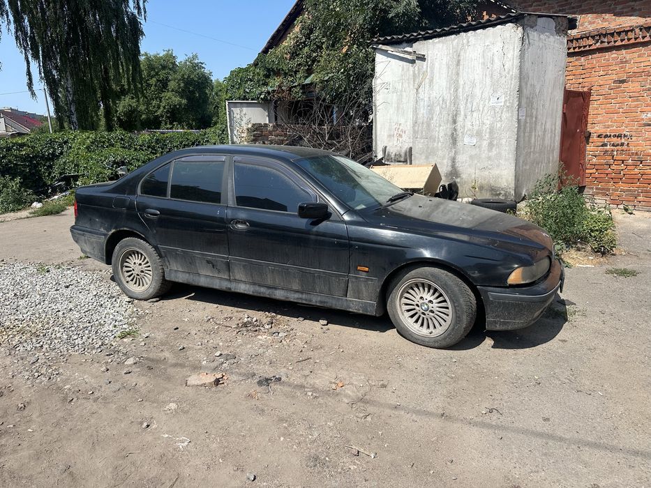 BMW 5 Series, 1998