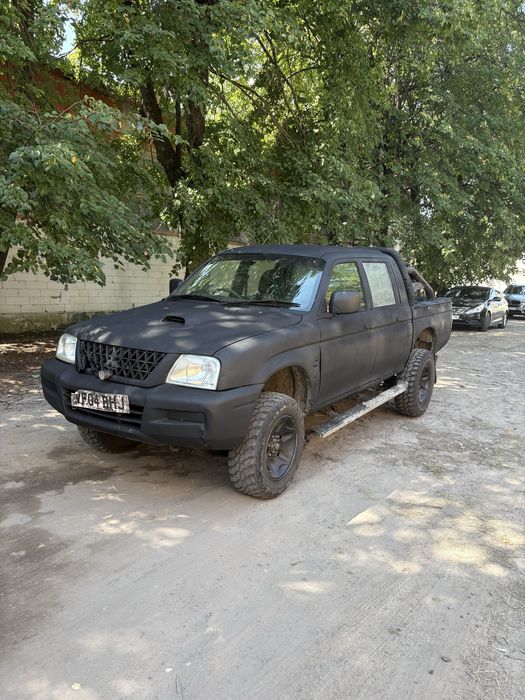 Mitsubishi L 200, 2003