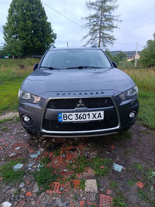Mitsubishi Outlander, 2011