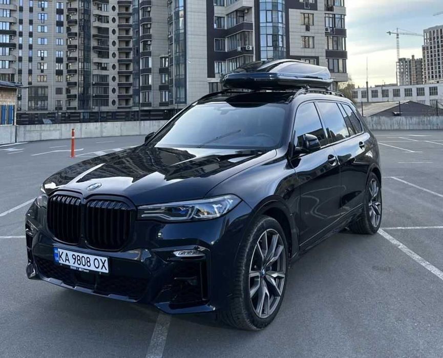 BMW x7, 2021
