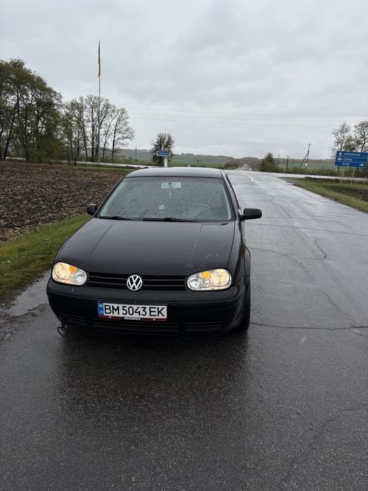 Volkswagen Golf, 2001