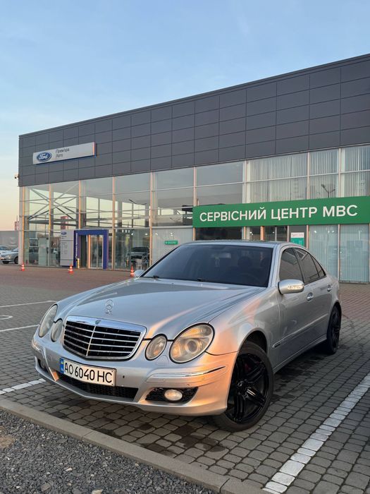 Mercedes-Benz 220, 2002