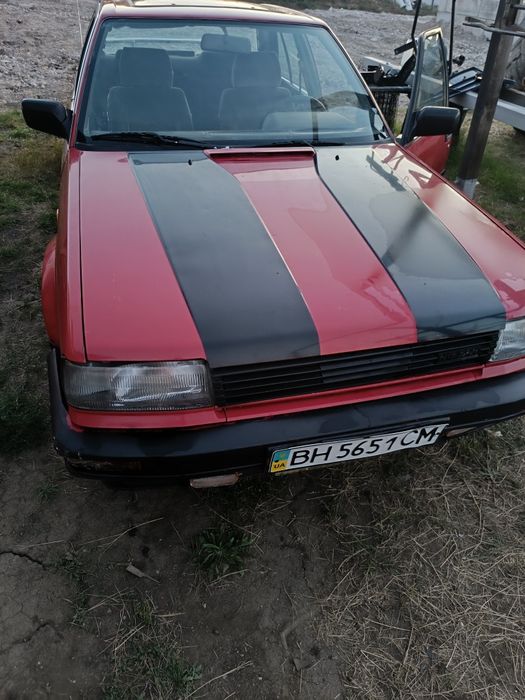 Nissan Bluebird, 1990
