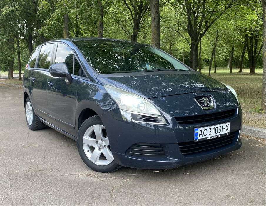 Peugeot 5008, 2010