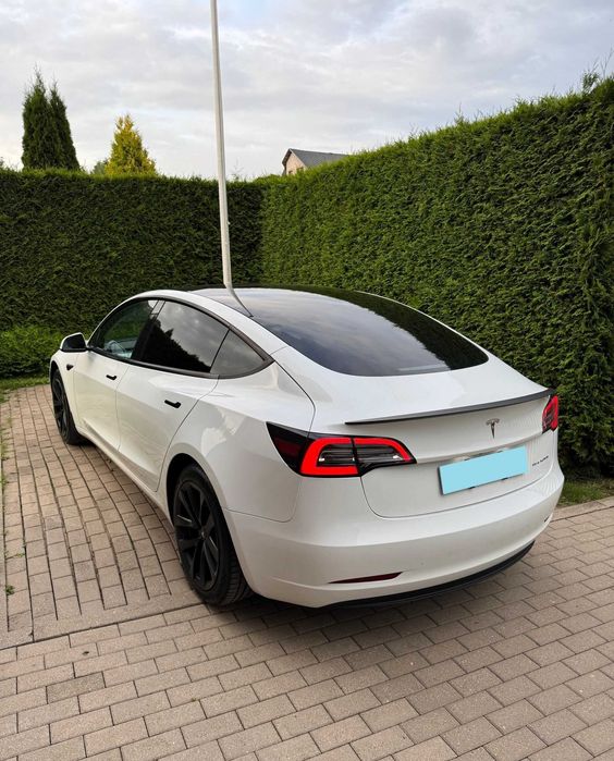 Tesla Model 3, 2023