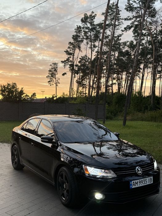 Volkswagen Jetta, 2013