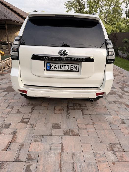 Toyota Land Cruiser Prado 150, 2022