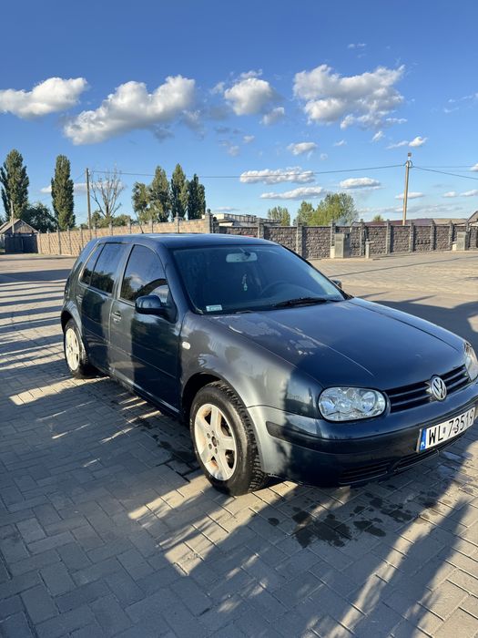 Volkswagen Golf, 2002