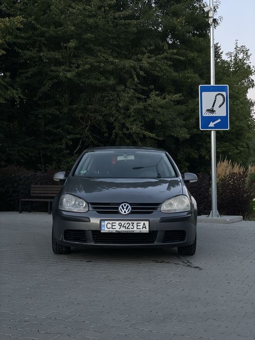 Volkswagen Golf, 2004