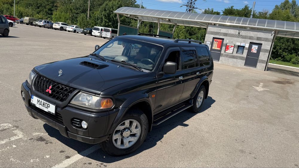 Mitsubishi Pajero Sport, 2001