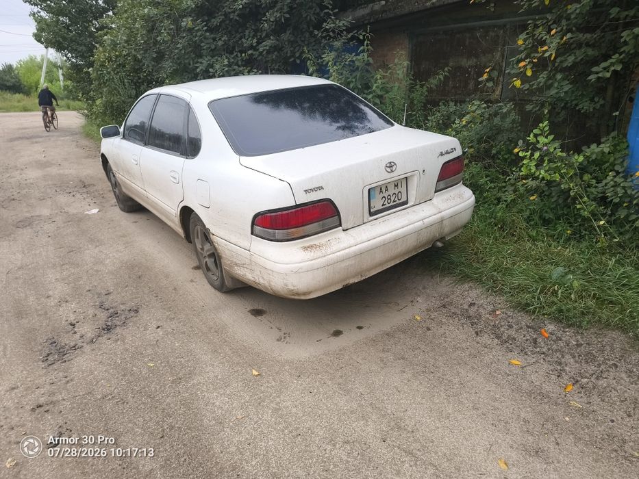 Toyota Avalon, 1996