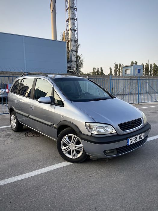Opel Zafira, 2004