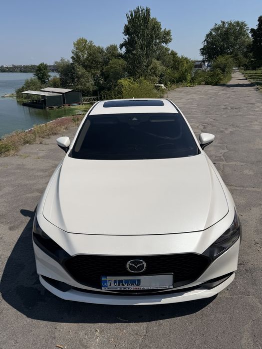 Mazda 3, 2021