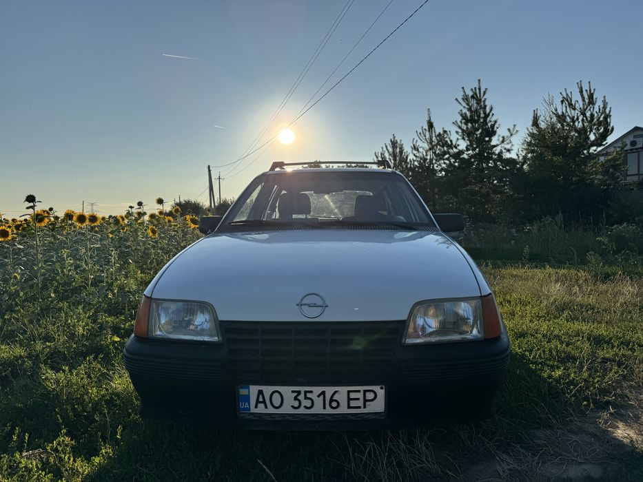 Opel Kadett, 1987