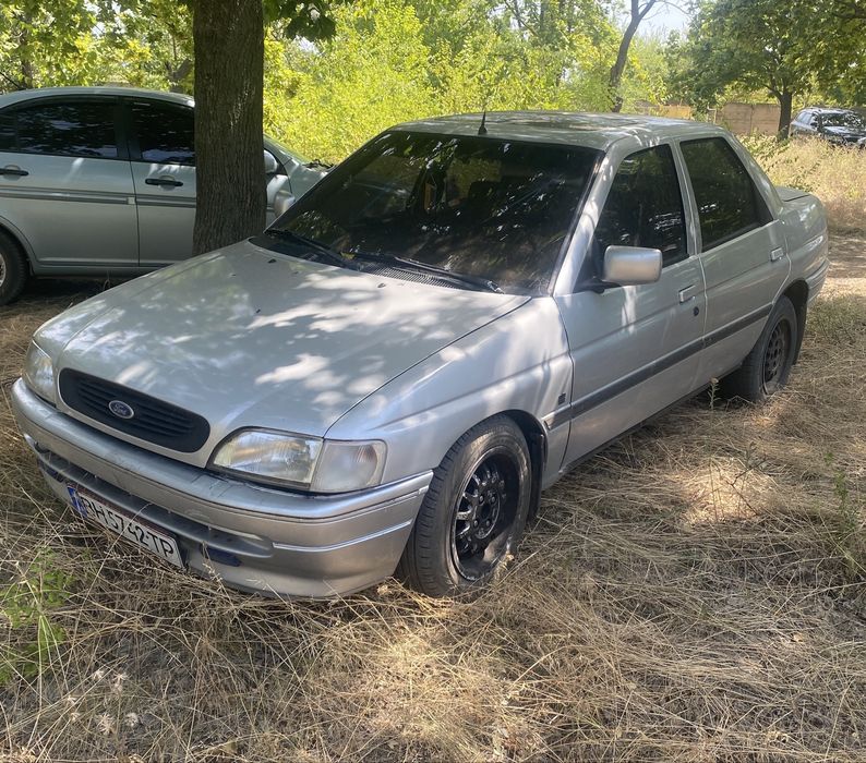 Ford Orion, 1990