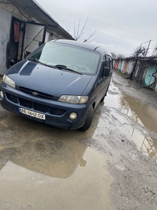 Hyundai H200, 1999